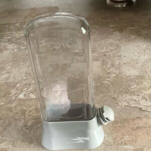 Herb Keeper with Gray Base